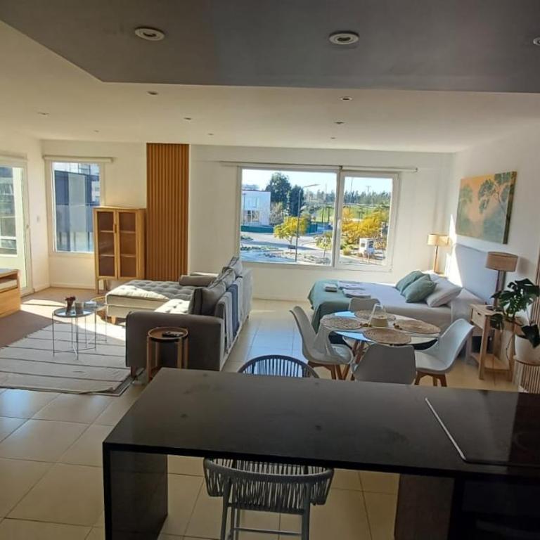 Departamento loft con balcón con vistas parciales a la bahia - Apartamento de 1 dormitorio - 3