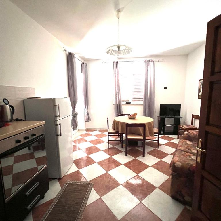 Al Trulletto - Appartamento con 2 Camere da Letto (6 Adulti) - 16