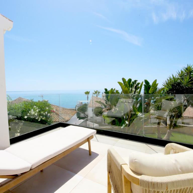 Estepona West Luxury Family Villa BRISAMAR - Villa de 3 dormitorios - 1