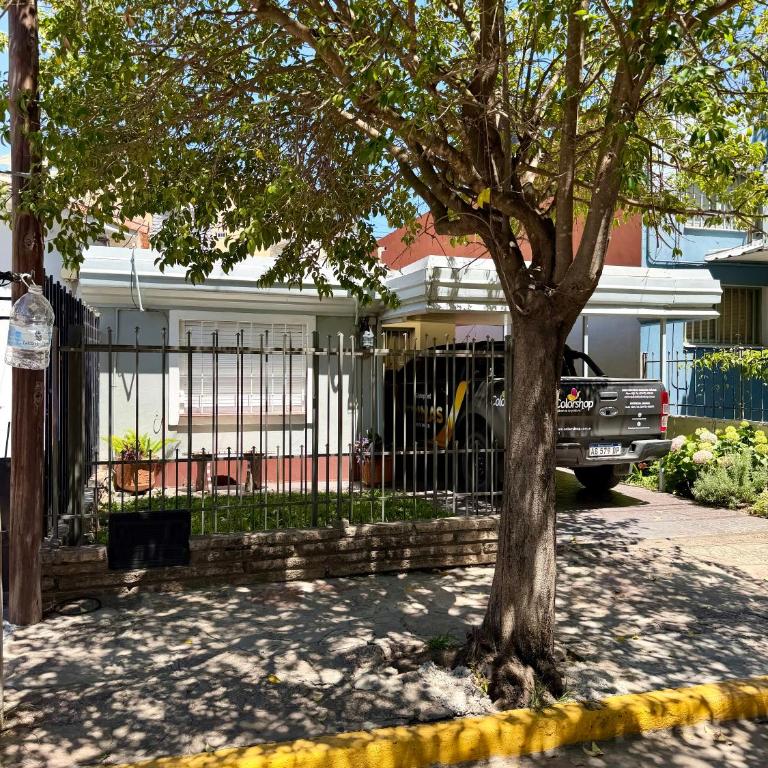 Hermosa Casa en el Centro, con Cochera - Two-Bedroom House - 1
