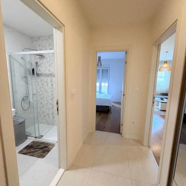 White Homes Apartments • Central Point - Superior Apartman - 4