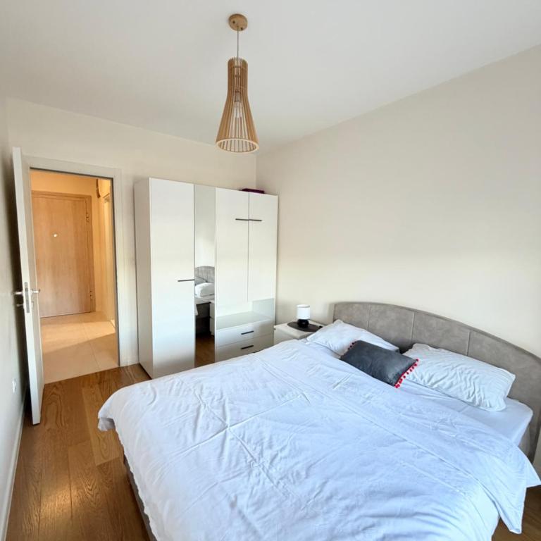 White Homes Apartments • Central Point - Superior Apartman - 8