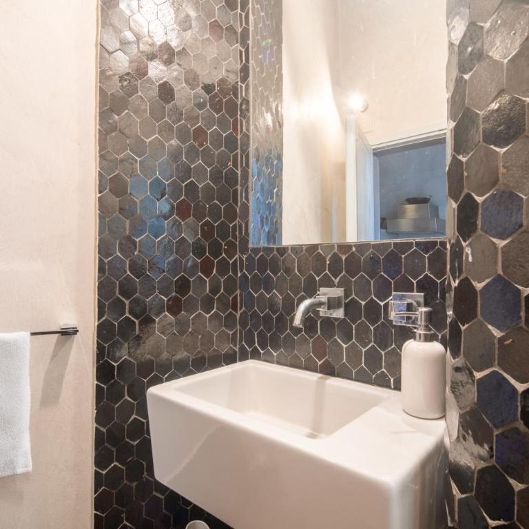 The Florentine Fresco in San Frediano - Appartamento con 2 Camere da Letto - 34