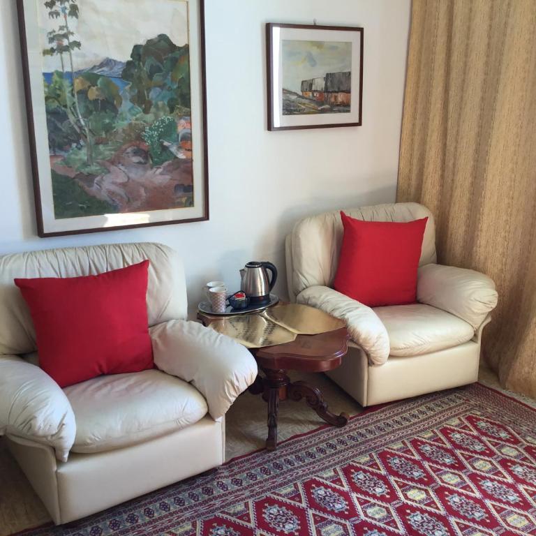 B&B Casa d'Arte - Camera Tripla Economy con Bagno in Comune - 8