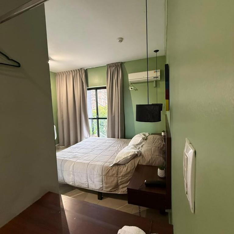 Shallor Cryss - One-Bedroom Apartment - 4
