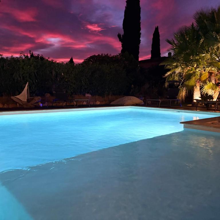 Villa moderne dans le Golfe de Saint Tropez, à 2 km de la mer - Villa - 6