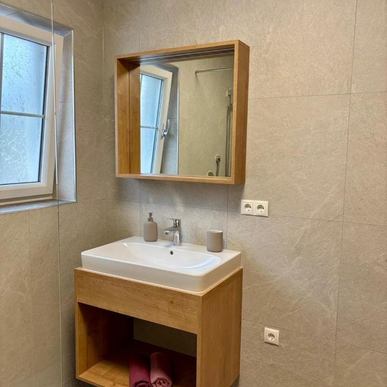inser Hoamat'l Apartment - Appartamento con 2 Camere da Letto - 37