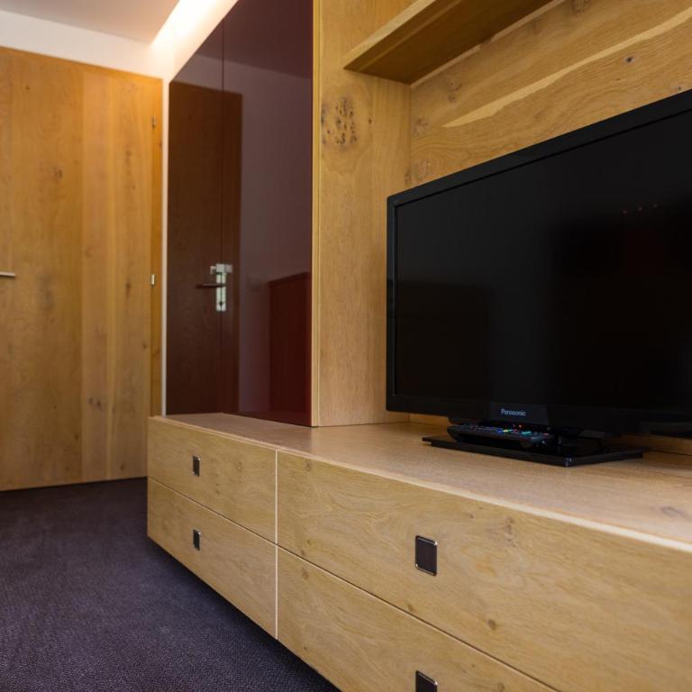 Ferienwohnung Tschanun - Apartment mit 2 Schlafzimmern und Balkon - 3