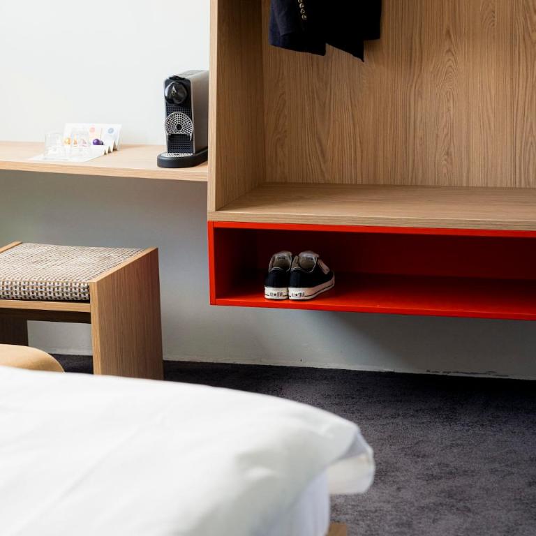 ALPAMI Boutique Glockenbach - Doppelzimmer mit Terrasse - 4