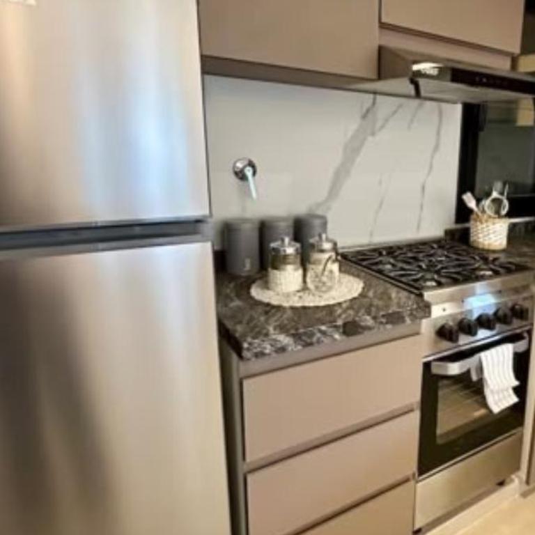 Departamento céntrico a estrenar, sobre av de la Basílica - Apartamento de 1 dormitorio - 3