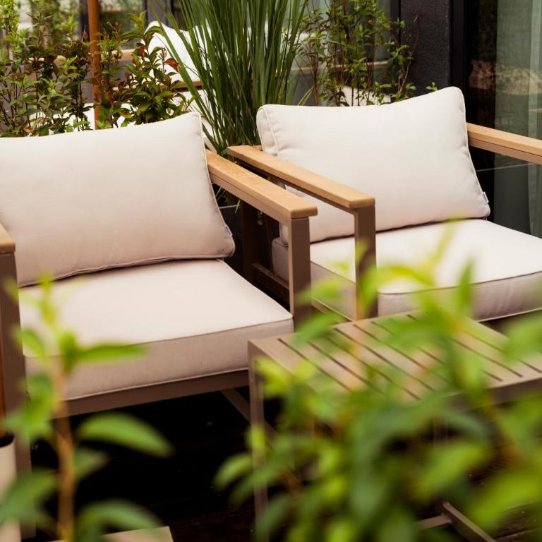 ALPAMI Boutique Glockenbach - Einzelzimmer mit Terrasse - 4