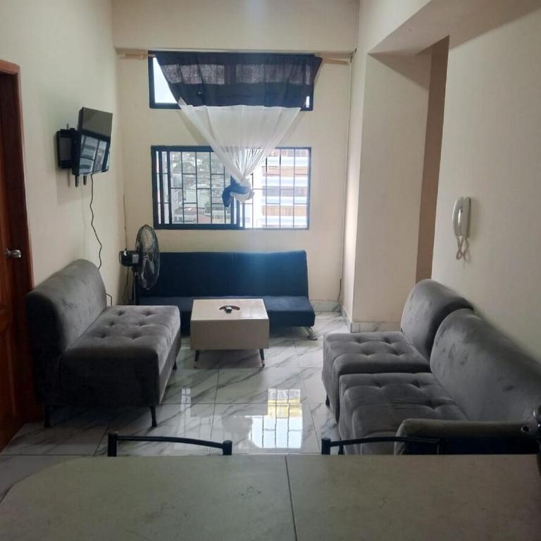 Departamento en el corazón de GyE - Apartamento de 3 dormitorios - 1