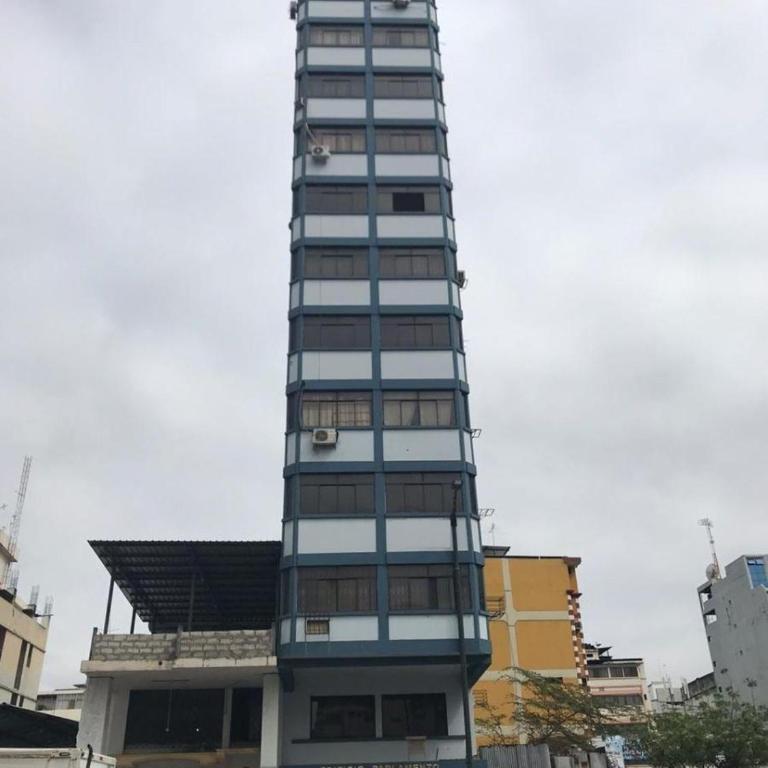 Departamento en el corazón de GyE - Apartamento de 3 dormitorios - 3