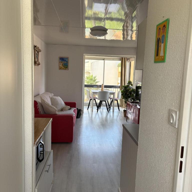 Charmant T2 avec loggia - Port Malfato - Rénové et lumineux - Apartamento de 1 dormitorio - 13