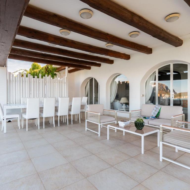 Villa Bianca with a heated swimming pool - Villa - 10
