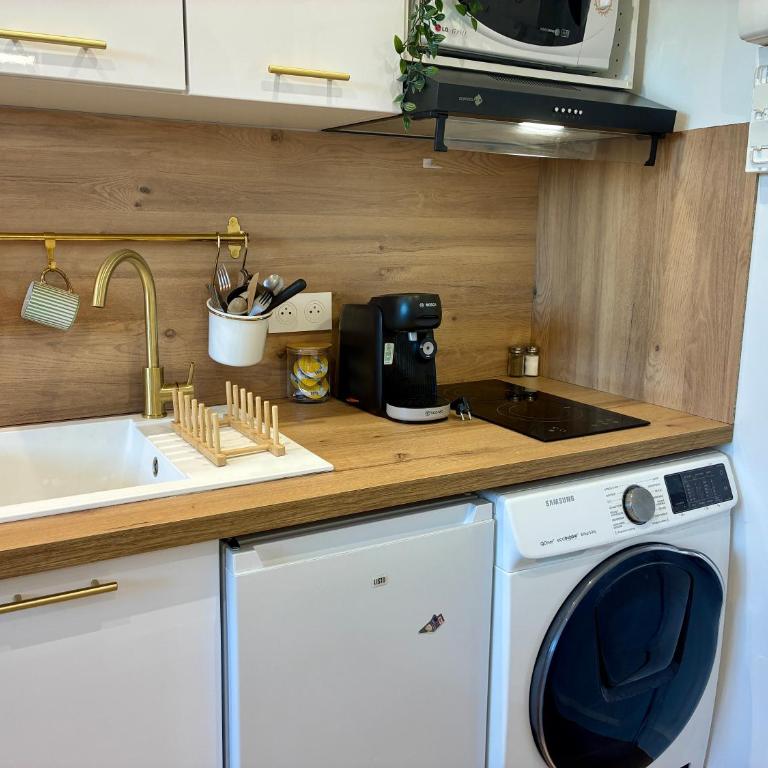 La Gravière, Cozy Studio Wifi & Parking 20M Océan Surf Plage - Studio Apartment - 6