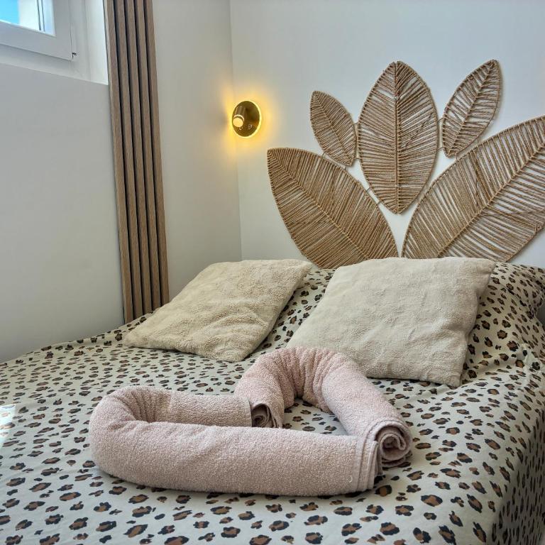 La Gravière, Cozy Studio Wifi & Parking 20M Océan Surf Plage - Studio Apartment - 10