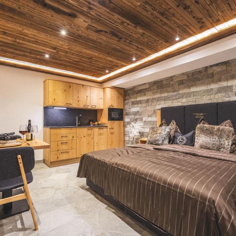 Tauernflair Premium Suites Casa Lago - Apartment mit 2 Schlafzimmern - 2