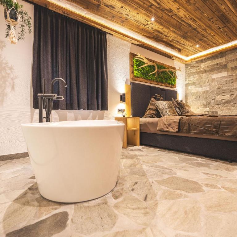 Tauernflair Premium Suites Casa Lago - Apartment mit 2 Schlafzimmern - 7