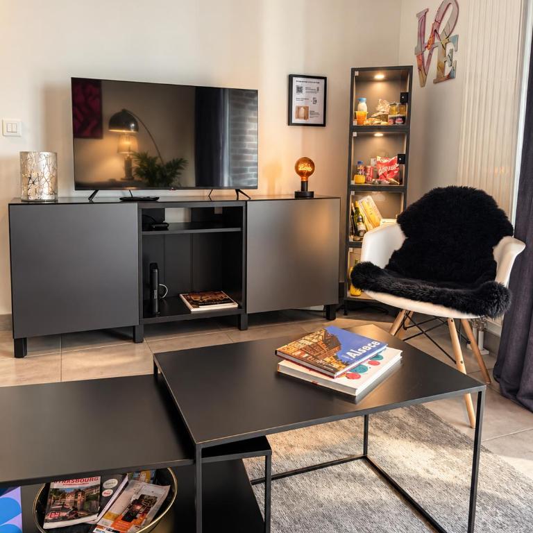 La parenthèse cosy aux portes du Centre ville - proche Allemange - Parking - Appartement 1 Chambre - 11