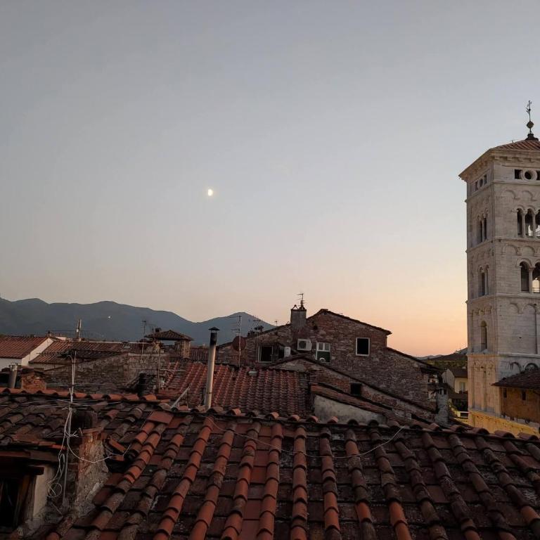 Casa Torre nel cuore di Lucca - Appartamento con 3 Camere da Letto - 42