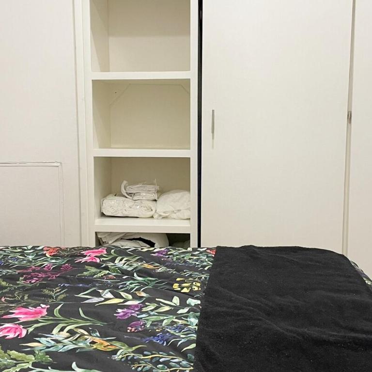 Walk to Beach, King Bed 2B2 Condo Newly Furnished - Apartment mit 2 Schlafzimmern, einem Balkon und Meerblick - 8