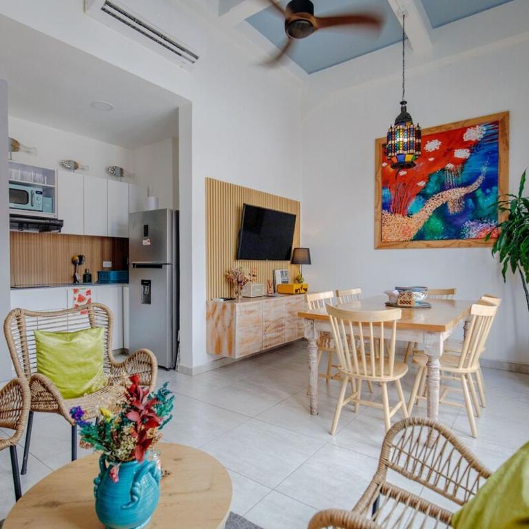 Boutique Stay in Historic Center & Local Concierge - Two-Bedroom Apartment - 2