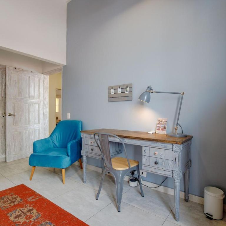 Boutique Stay in Historic Center & Local Concierge - Two-Bedroom Apartment - 53