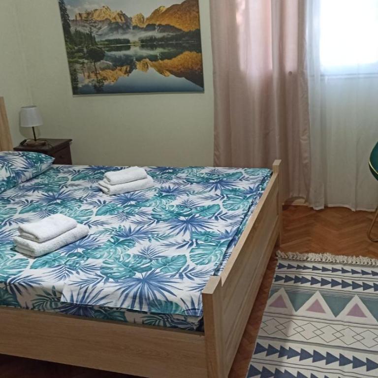 Jela - Spacious Two-Bedroom Apartment near City Center with Free Parking & Wi-Fi - Apartman sa 2 Spavaće Sobe - 11