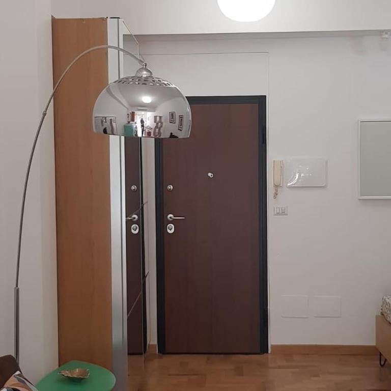 Aventino-Piramide Quiet Studio with Garden-View Terrace - Appartamento Monolocale con 1 Letto Matrimoniale - 10