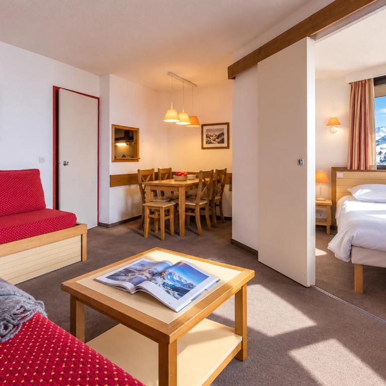 Appartement 5 personnes ski aux pieds Résidence Les Combes Les Menuires - Apartamento de 1 dormitorio - 5
