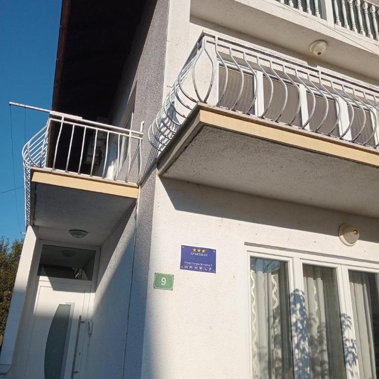 Apartmani Japod - Three-Bedroom Premium Apartment - 3