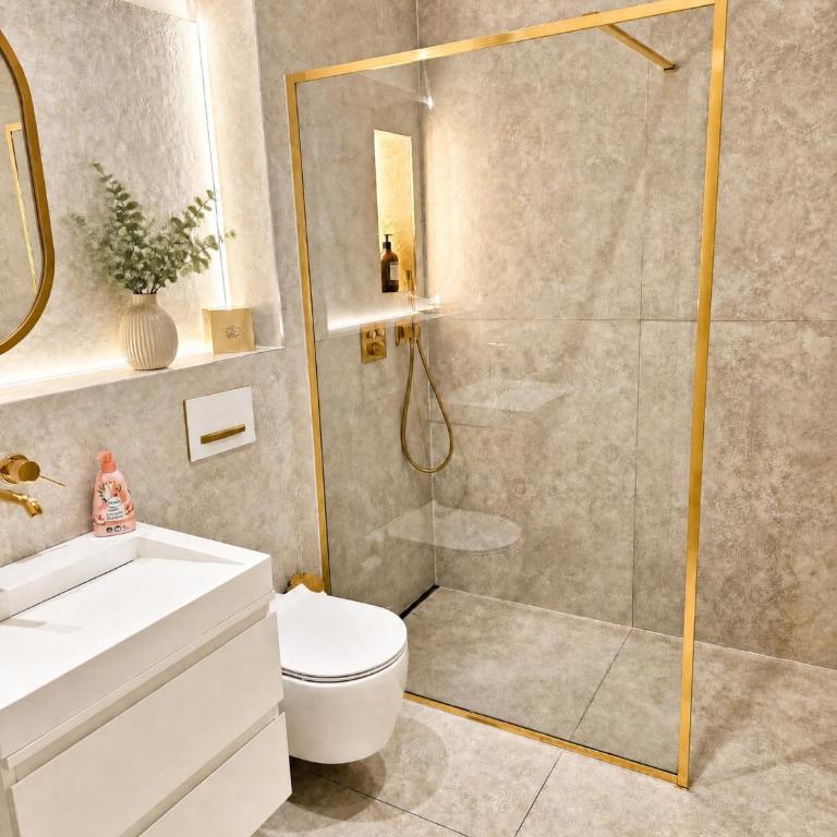 Lovely central apartment - Pool Gym Sauna extra buchbar - Appartement - Vue sur Piscine - 18