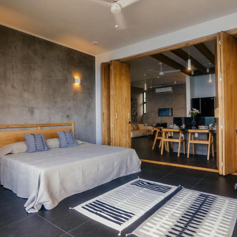Refugio del Faro - Cliffside Villa Retreat Sleeps 16 - Villa - 2