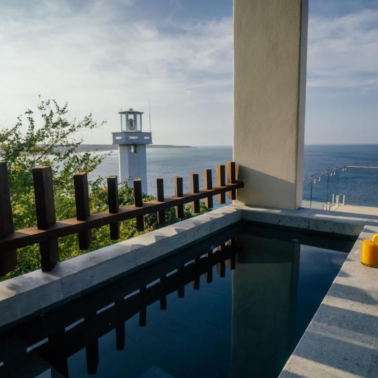 Refugio del Faro - Cliffside Villa Retreat Sleeps 16 - Villa - 5