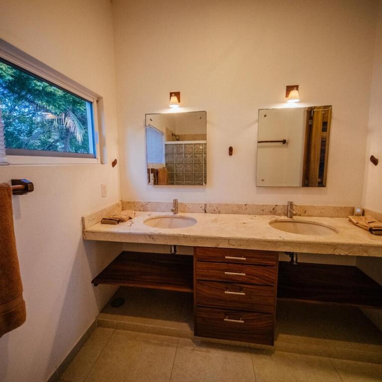Refugio del Faro - Cliffside Villa Retreat Sleeps 16 - Villa - 18