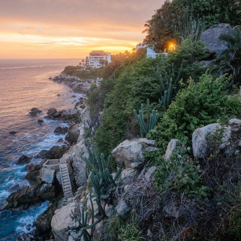 Refugio del Faro - Cliffside Villa Retreat Sleeps 16 - Villa - 47