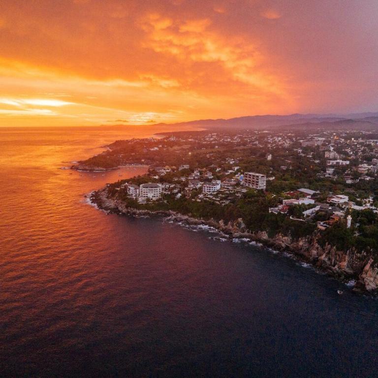 Refugio del Faro - Cliffside Villa Retreat Sleeps 16 - Villa - 48