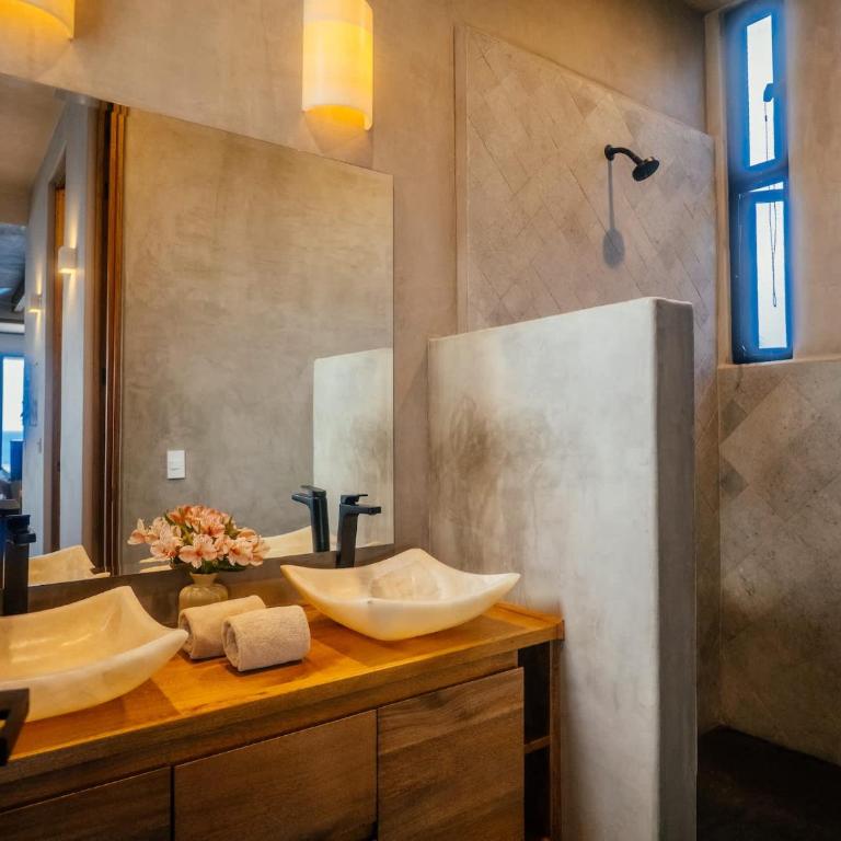 Refugio del Faro - Cliffside Villa Retreat Sleeps 16 - Villa - 65