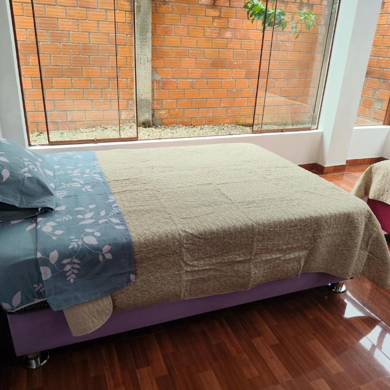 Emilu House - Three-Bedroom House - 6