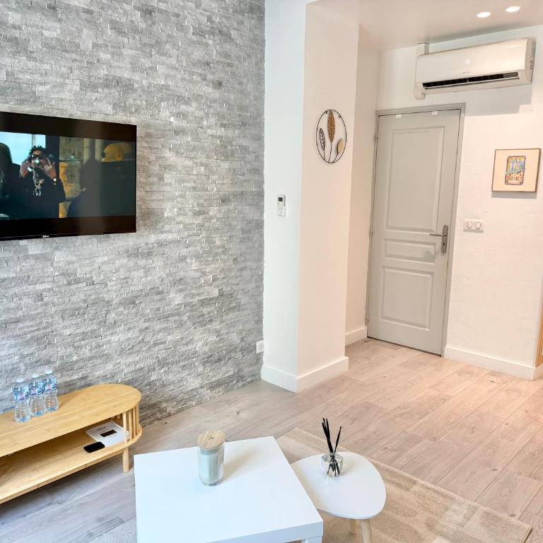 T3 Standing avec Terrasse au cœur de Cannes 4 pers - Appartement 2 Chambres - 22