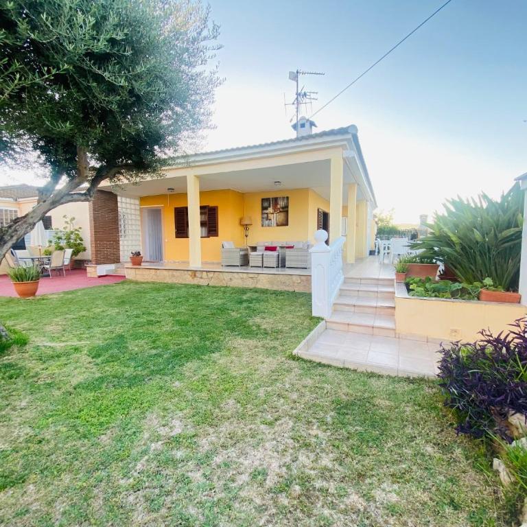 Villa particular, confortable. - Villa de 3 dormitorios - 2