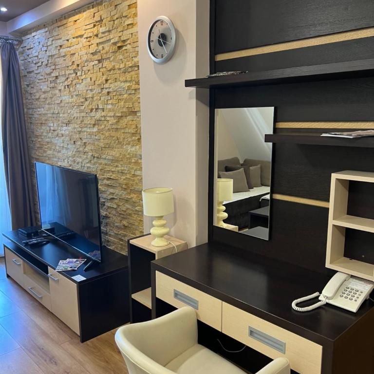 Apartments Harry - ZONED I & II SPA Kopaonik, Special benefits for children up to 13 years of age free service accompanied by parents - Apartment mit 1 Schlafzimmer und Terrasse - 2