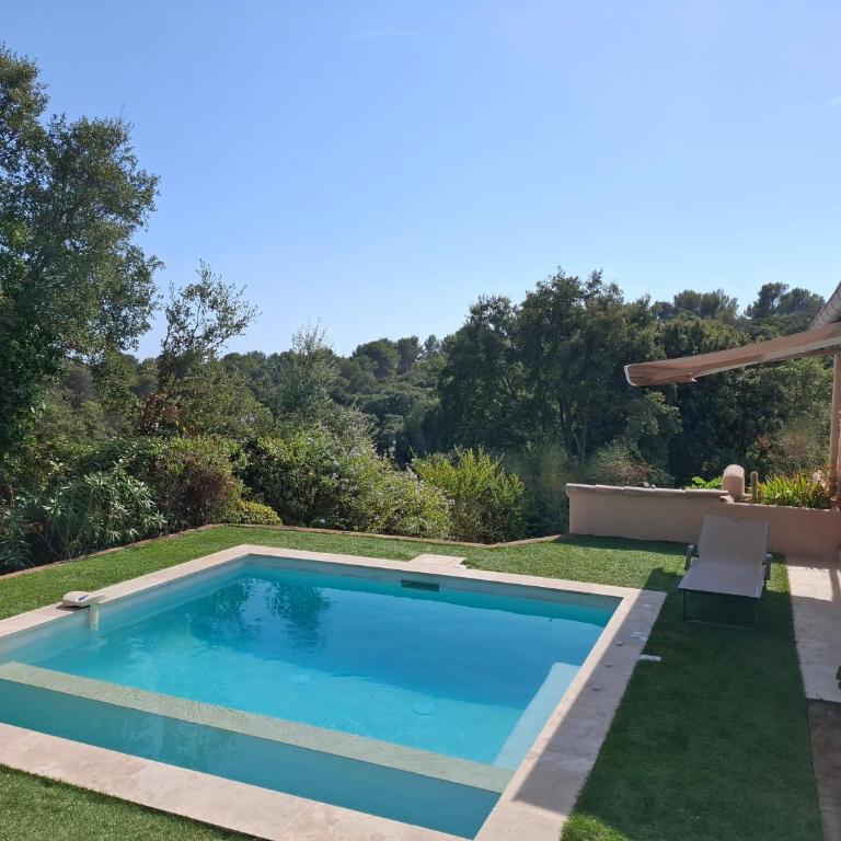 Villa les 3 sources d'Aiguebonne, Vue mer et Estérel, plages à pied - Villa - 75