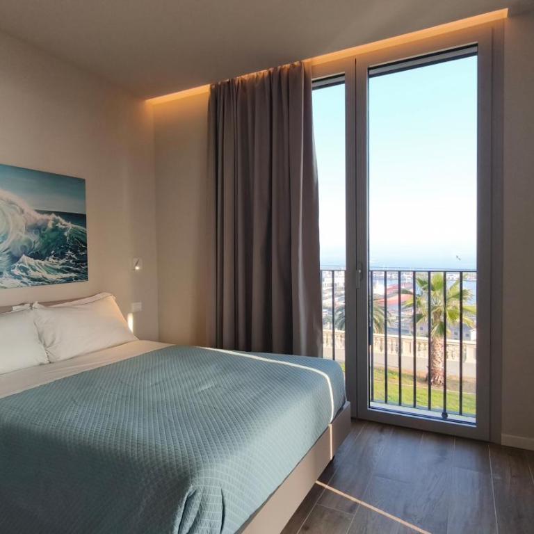 VillaPignone - Two-Bedroom Apartment with Terrace and Sea View - 2