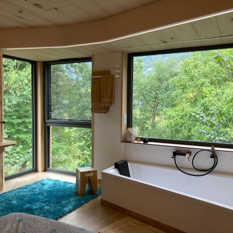 L'épidote 5 étoiles 4 personnes, cocon haute de gamme en pleine nature, jacuzzi - Maison 2 Chambres - 16