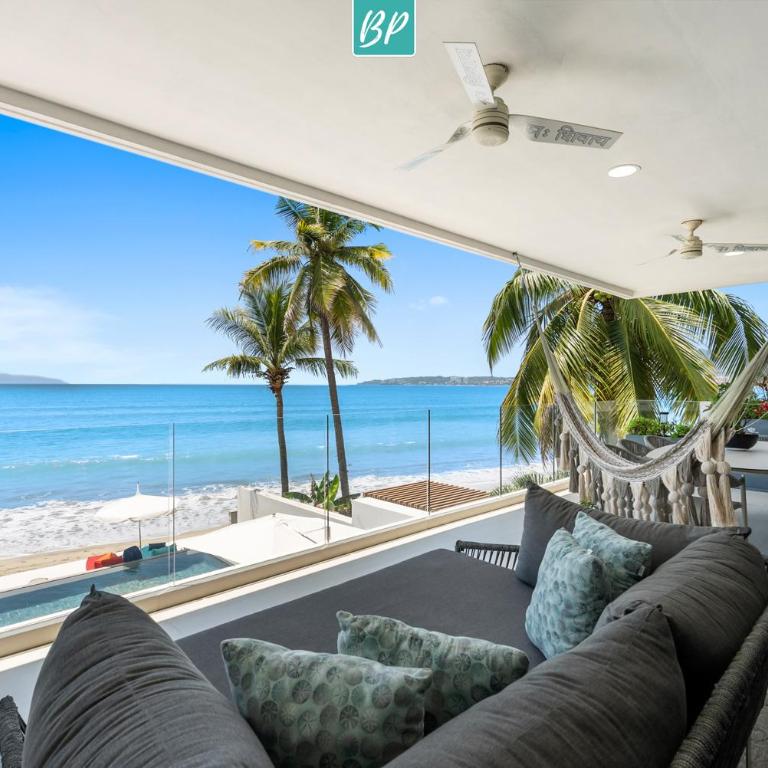 UDARA - Beachfront Luxury with Rooftop & Ocean Views - Apartamento con vistas al mar - 11