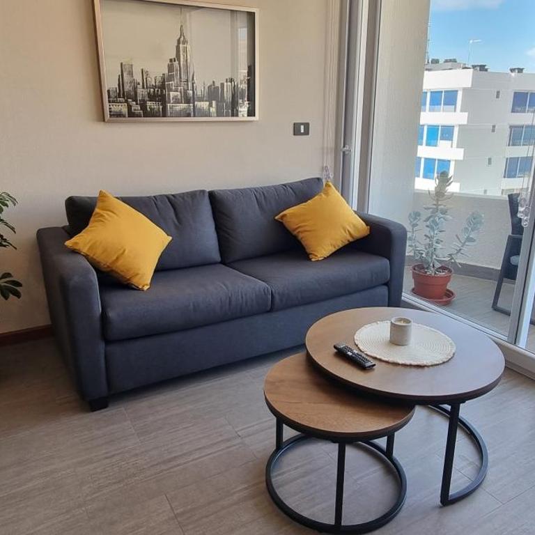 Departamento 1D 1B 1E con balcon en peninsula al lado de Playa Cavancha - Apartamento de 2 dormitorios - 5