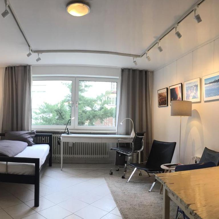 Quiet Oasis Universities/Arts District - Apartment - 1