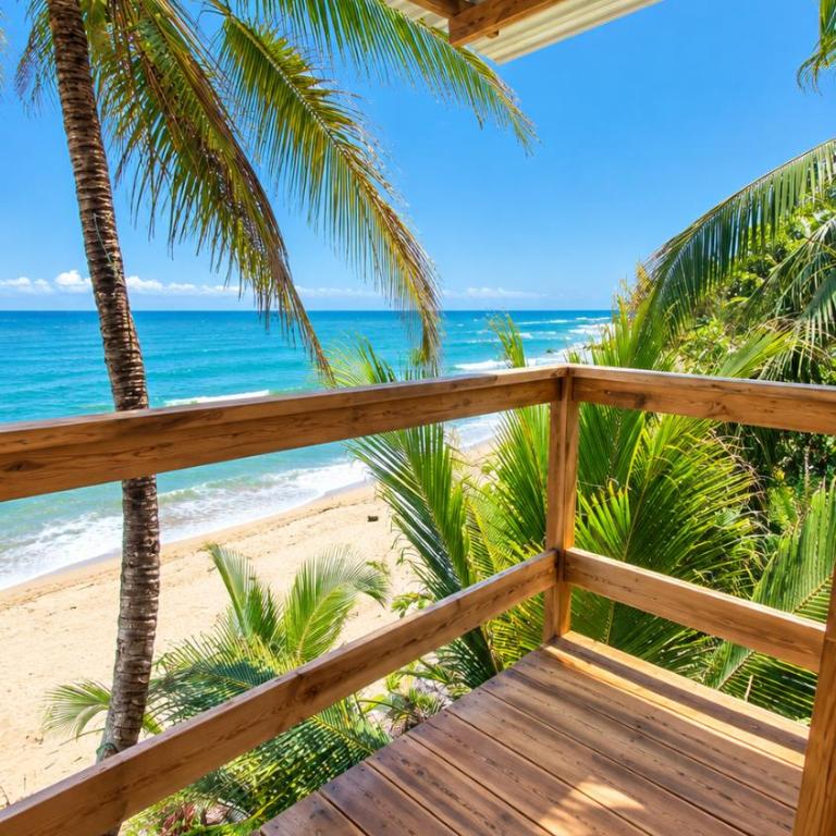 Bob Marley Beach - Habitación Doble con balcón y vistas al mar - 1